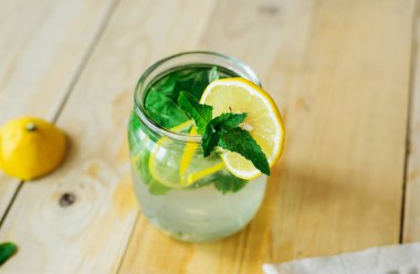 ev yapımı limonata pişirme