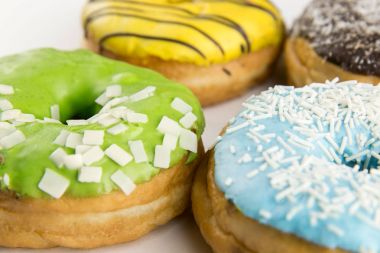 farklı tatlar ile çörek