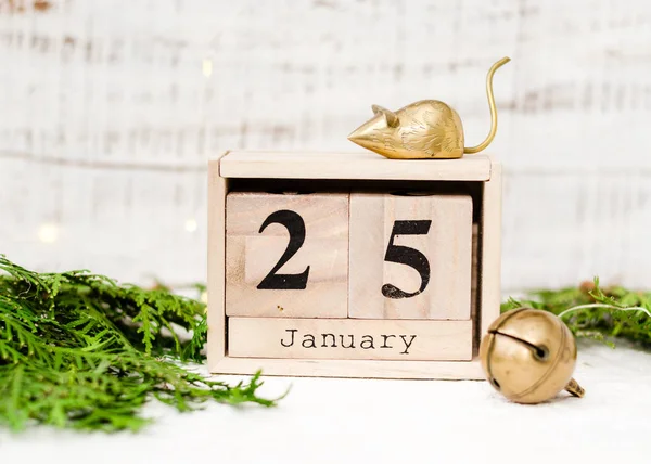 Chinees Nieuwjaar 2020 Datum Januari Een Houten Kalender Met Metalen — Stockfoto