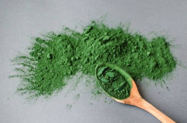 Zeytinyosunu tozu. Üst görünüm 