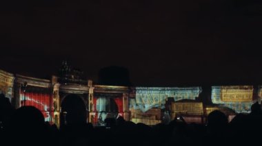 Saint-Petersburg, Rusya Federasyonu-4 Kasım: 3d eşleme. Genel Kurmay bina. Projeksiyon binasında