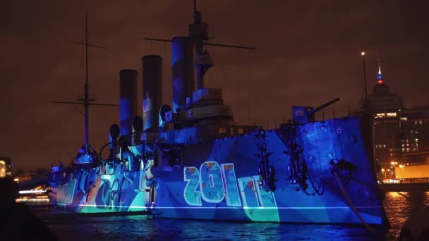 Санкт-Петербург, Російська Федерація-4 листопада: 3d відображення. Проекція на крейсер "Аврора". — стокове відео