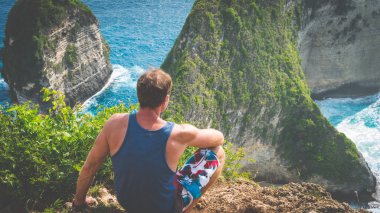 Adam Cliff Manta Bay veya Kelingking Beach, Nusa Penida Adası, Bali, Endonezya