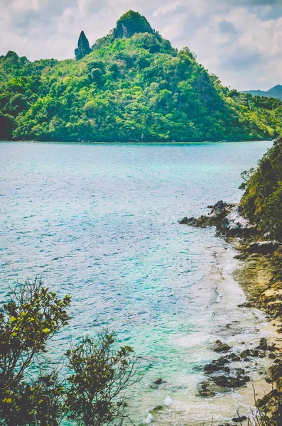 Paysage marin pittoresque. Snake Island. L'île Vigan. El Nido, Philippines — Photo
