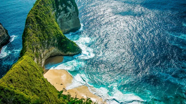 Manta Körfezi veya Kelingking Sahili Nusa Penida Adası, Bali, Endonezya — Stok fotoğraf