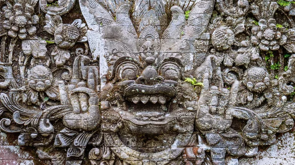 Arte e cultura da escultura de pedra balinesa tradicional em Bali, Indonésia — Fotografia de Stock