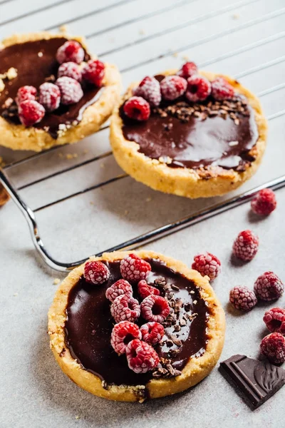 Karamel ve çikolata tart 