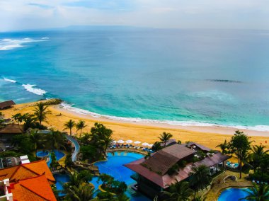 Bali, Endonezya - 30 Aralık 2008: Nusa Dua Grand Nikko otel ve okyanus plaj