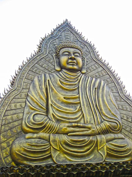 Buddha Statue Auf Einem Himmelshintergrund Vietnam — Stockfoto