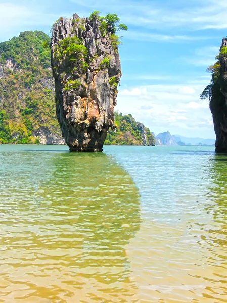 Wyspa James Bond Parku Narodowym Phang Nga Tajlandii — Zdjęcie stockowe