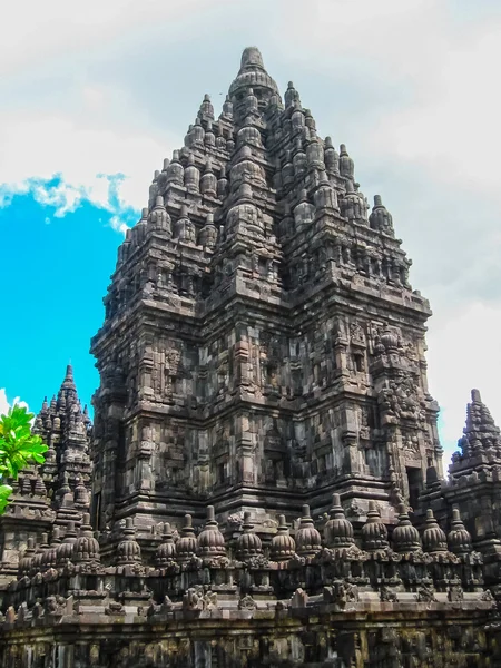 Chrám Prambanan poblíž Yogyakarta na Java, Indonésie — Stock fotografie