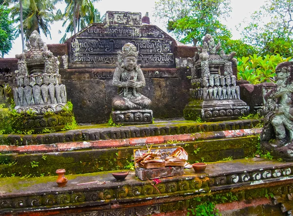 El templo tradicional en Batuan, Bali, Iindonesia — Foto de Stock