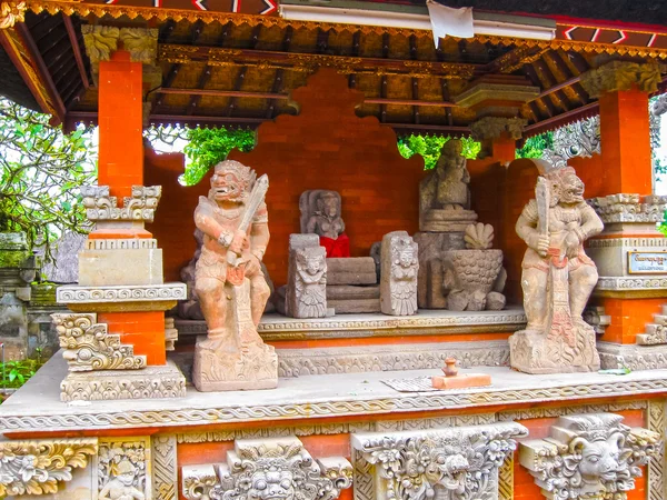 De traditionele tempel in Batuan, Bali, Iindonesia — Stockfoto
