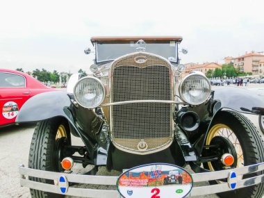 Padua, İtalya - 19 Eylül 2014: Antika Araba Fuarı