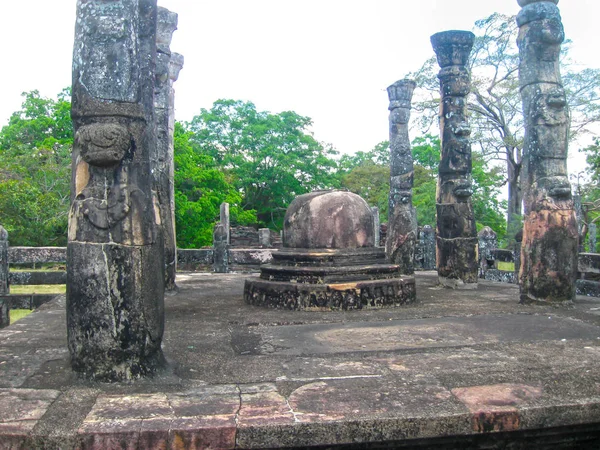 De Polonnaruwa tempel - middeleeuwse hoofdstad van Ceylon, Unesco — Stockfoto