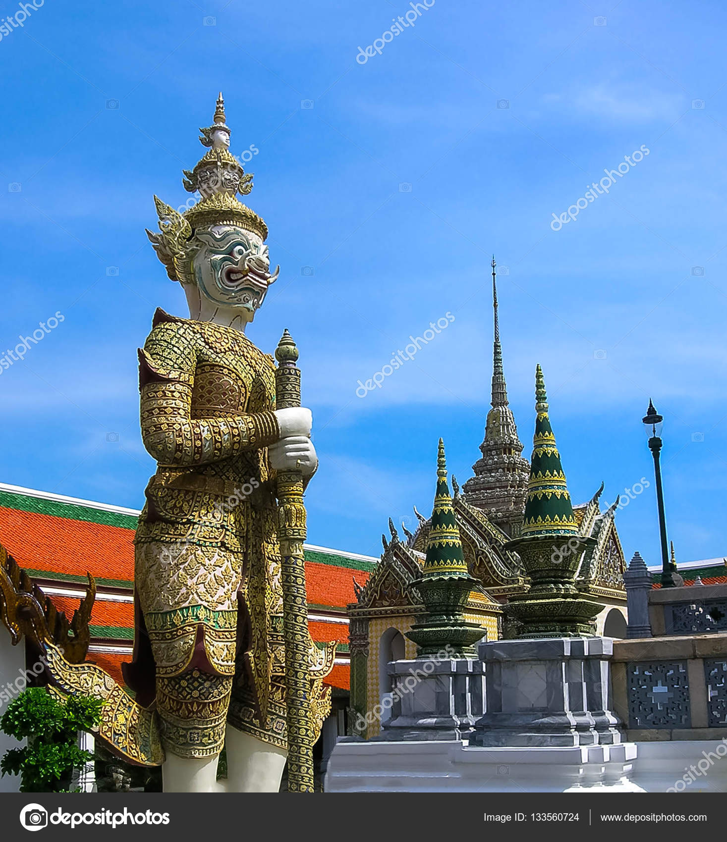 Guardia Daemon Palacio Real, Bangkok, Tailandia . — Foto ...