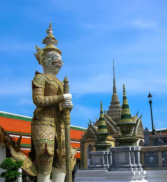 Guard Daemon - Royal Palace, Bangkok, Thailand. — Stock Photo, Image