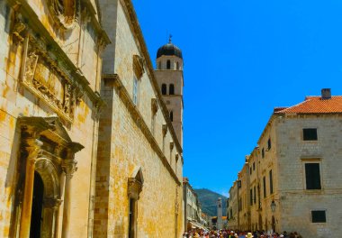 Dubrovnik, Hırvatistan - 07 Haziran 2015: Görünüm sokak ve eski şehirde