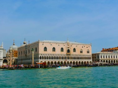 Grand Canal güzel görünümünden St. Marks Meydanı