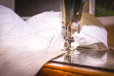 Eski dikiş makinesi.