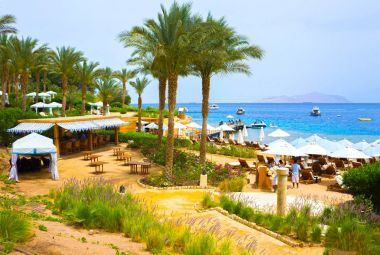 Sharm El Sheikh, Mısır - 11 Nisan 2017: Bina ve alan Hotel Four Seasons Resort Sharm El Sheikh