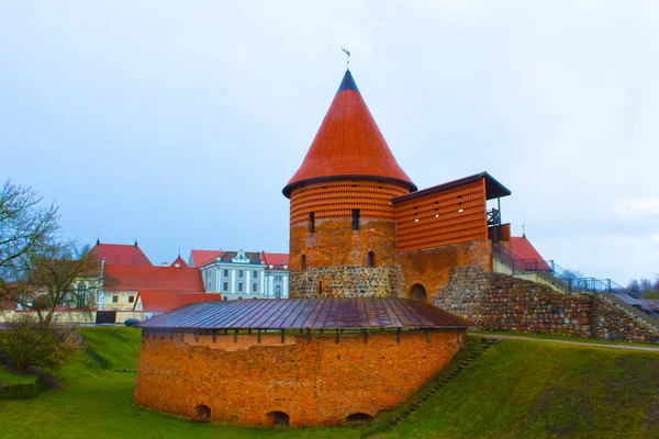 Kaunas Kalesi, Kaunas, Litvanya 14ncü yüzyılda Gotik tarzda inşa.