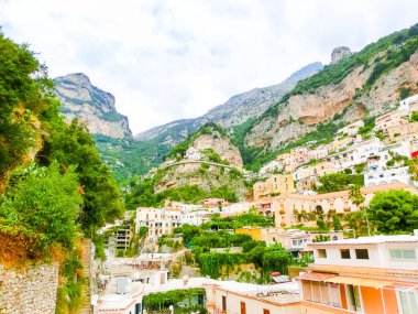 Positano, İtalya çarpıcı Amalfi Sahili boyunca.