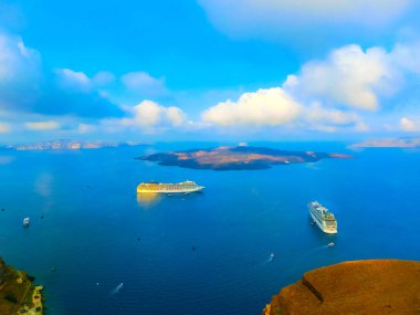 Oia Köyü Santorini Adası Yunanistan üzerinden denize görüntülemek