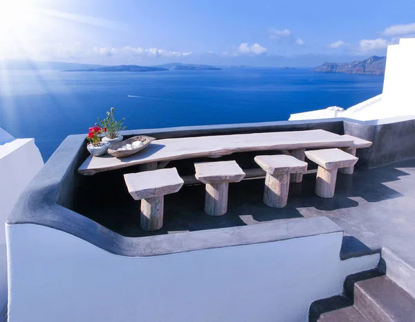 Blick auf das Meer vom oia dorf der Insel Santorini in Griechenland — Stockfoto