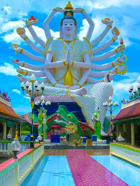 Tempio Wat Plai Laem Con Statua Dio Mani Guanyin Koh — Foto Stock
