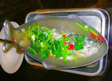 Balığı çorbası, Bangkok Tayland Gıda