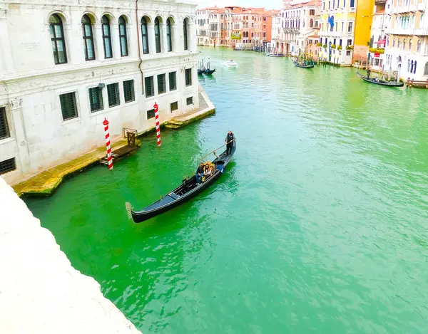 Venecia Italia Mayo 2017 Góndola Navega Por Canal Venecia Italia — Foto de Stock