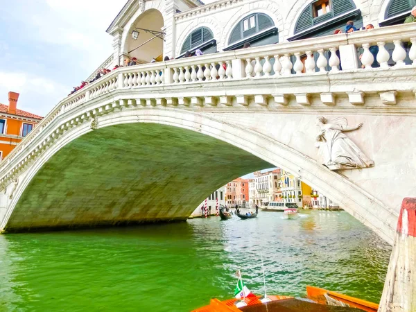 Venecia Italia Mayo 2017 Gente Gran Canal Puente Rialto Venecia — Foto de Stock