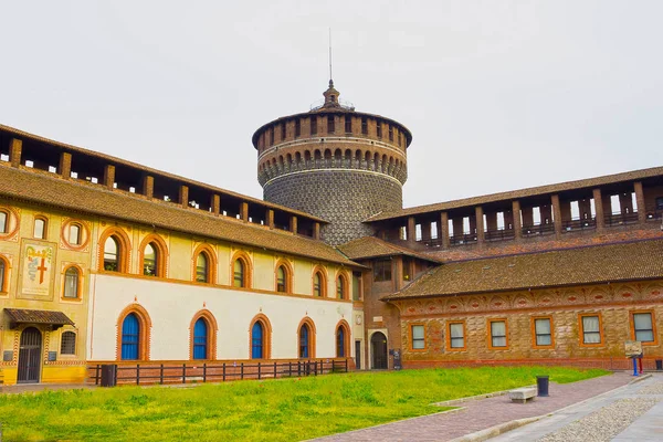 Castelo de Sforza em milão — Fotografia de Stock