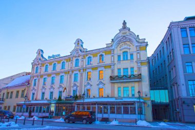 Vilnius, Litvanya - 06 Ocak 2017: Radisson Blu Astorija oteli 05 Ocak 2017 Vilnius, Litvanya. Radisson Blu Hotels Resorts, parçası Rezidor Hotel Group, şu anda faaliyet daha fazla