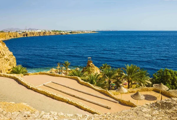 Sharm el Sheikh, Mısır Resifi'nde plajda Panoraması
