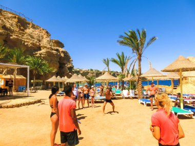 Sharm El Sheikh, Mısır - 25 Eylül 2017: Turist otel Dreams Beach Resort Sharm 5 adlı animasyon oyun yıldız