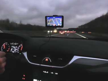 GPS ya da geniş çaplı durum sistem araç navigasyon cihazı