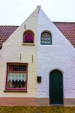 Binanın tarihi Ortaçağ Bruges, Belçika'da akşam atış