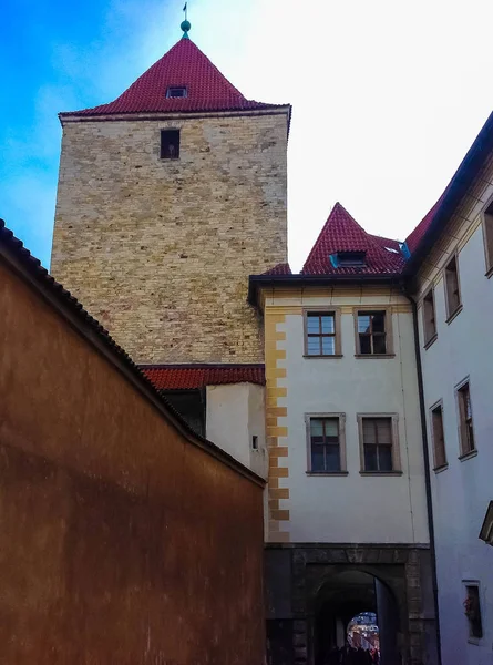 Prager Burg. Daliborka-Turm in der Tschechischen Republik, Osteuropa — Stockfoto