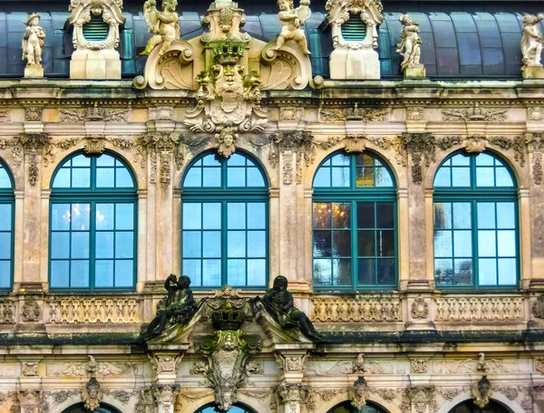 Dresden, Tyskland - 31 December 2017: The Zwinger palats, Dresden, Sachsen, Tyskland, Europa — Stockfoto