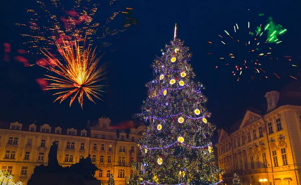 Praga nowy rok fajerwerkami 2018 — Zdjęcie stockowe
