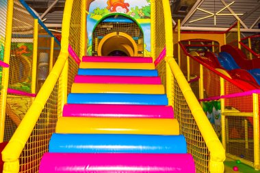 Kiev, Ukrayna - 28 Ocak 2018: Çocuk eğlence merkezi Guliveria alışveriş merkezinde Gulliver