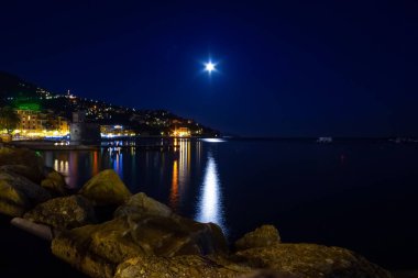 Rapallo gece, Liguria, İtalya