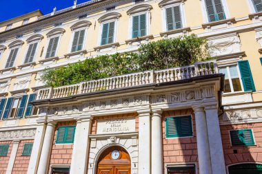 Ceneviz, Ligurya, İtalya - 11 Eylül 2019: Gerolamo Grimaldi, Meridiana saray cephesi gündüz vakti