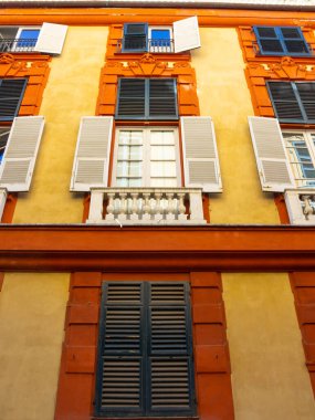 Palazzo Brignole Satışı veya Rosso Sarayı, Cenova 'nın Via Garibaldi kentinde bulunan bir ev müzesidir.