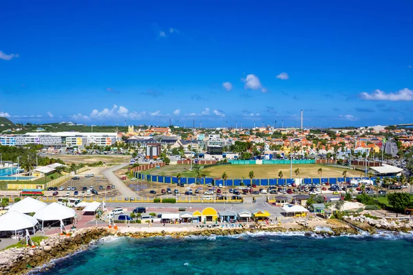 Het Caribisch gebied. Het eiland Curacao. Curacao is een tropisch paradijs in de Antillen in de Caribische zee — Stockfoto