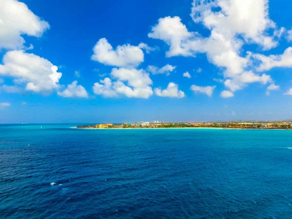 Aruba manzarası. Aruba - güzel Karayip Adası. — Stok fotoğraf