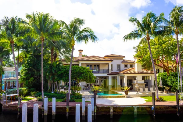 Fort Lauderdale 'de lüks bir malikane.