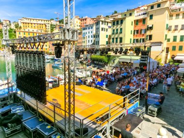 Camogli, İtalya - 15 Eylül 2019: İletişim Fes